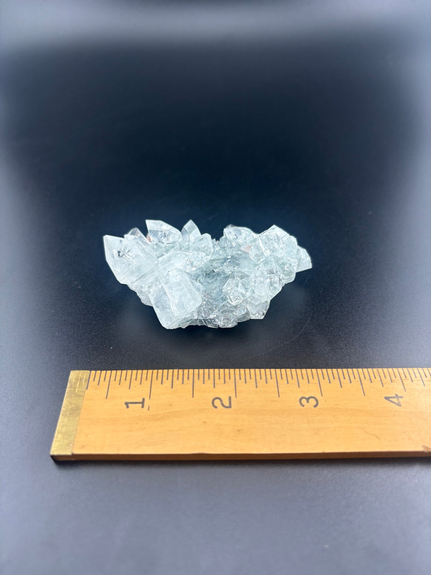 Apophyllite, Calcite