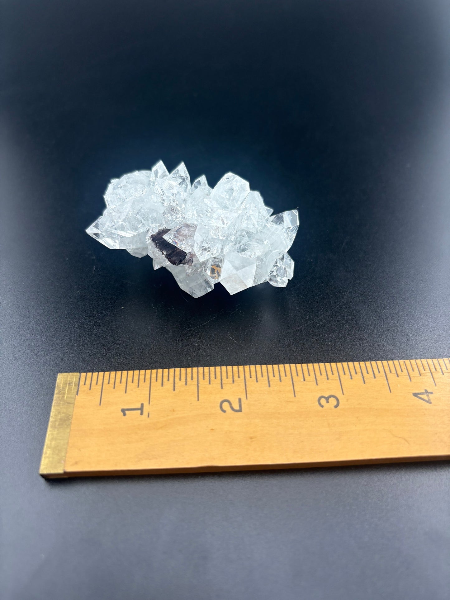 Apophyllite, Calcite