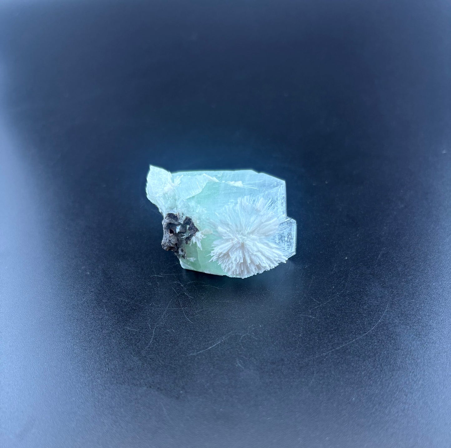 Apophyllite, Scolecite