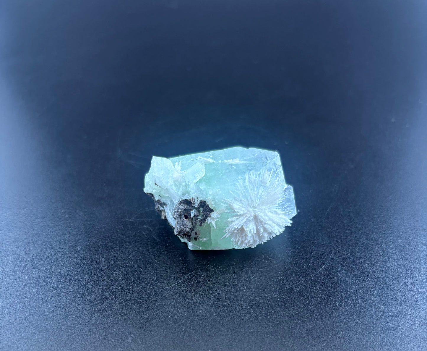 Apophyllite, Scolecite