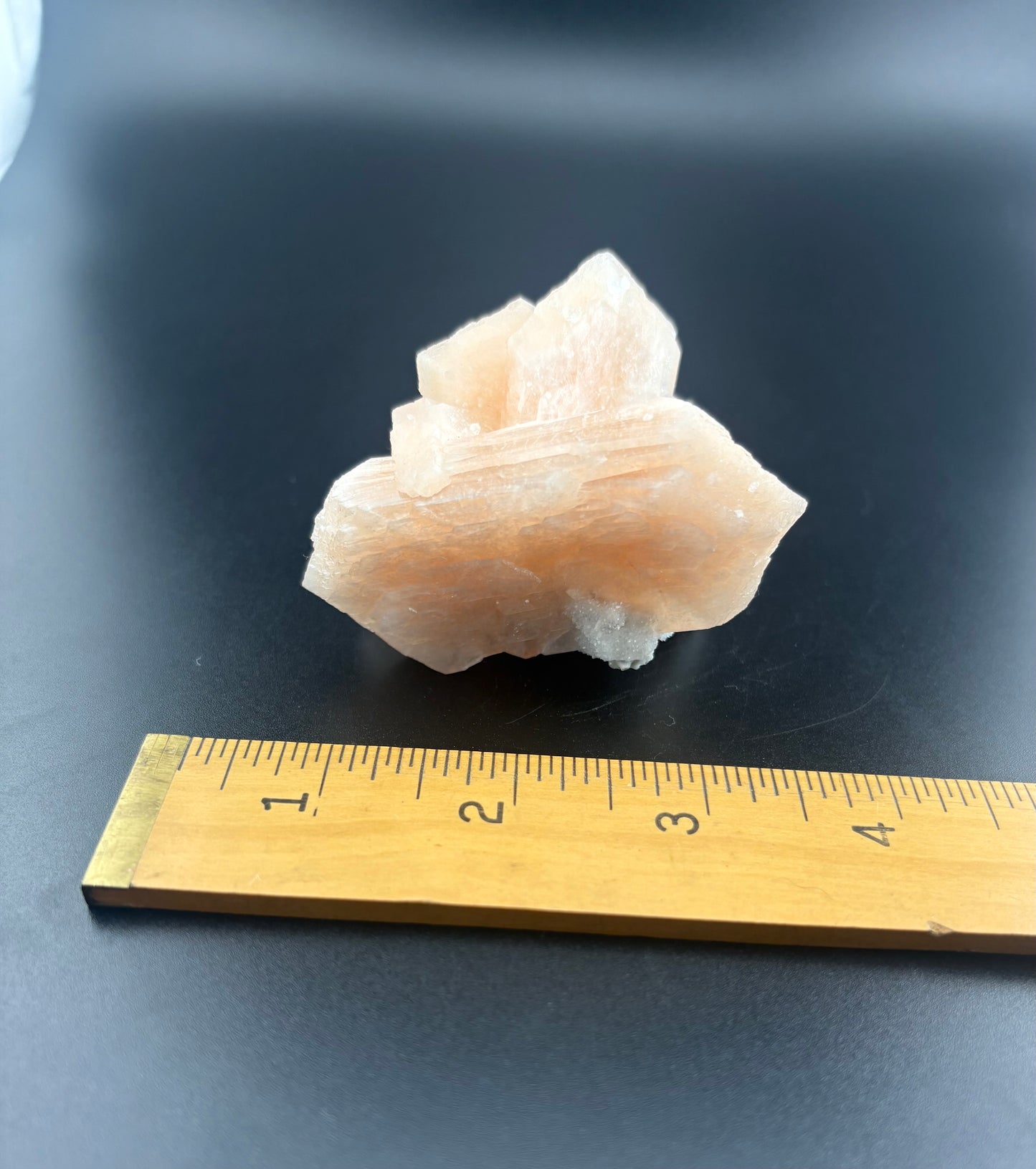Stilbite, Chalcedony